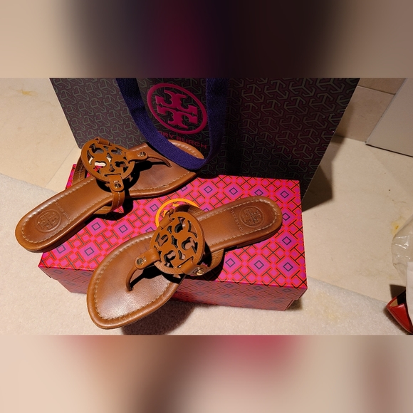 Tory Burch Brown Miller Sandals Size 8 - Picture 7 of 10